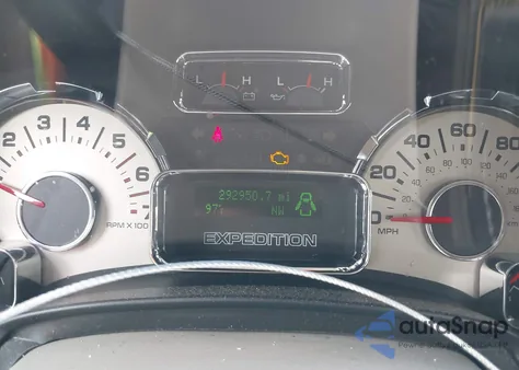 2007 Ford Expedition Xlt z USA, uszkodzony, nr VIN 1FMFU155X7LA06840